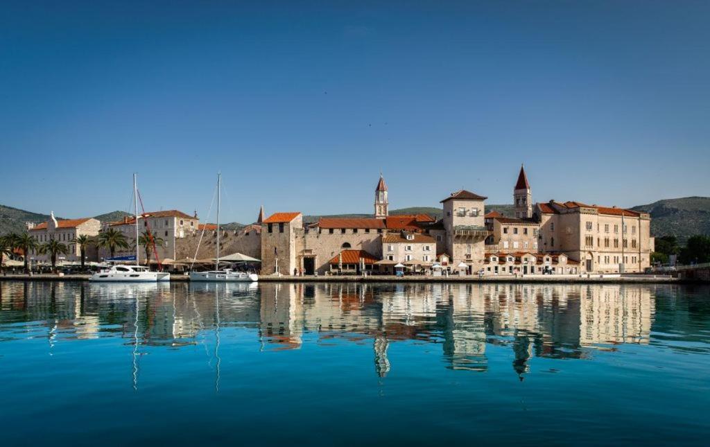 Villa Lovor Trogir Exteriör bild